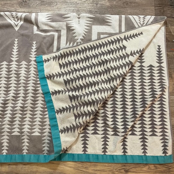 Pendleton Home Collection Beach Towel Southwestern Geometric Turquoise Cotton - Picture 3 of 8